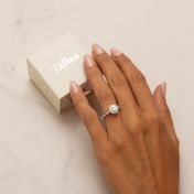 Luna Diamond Halo Engagement Ring - Round Brilliant [14 Karat White Gold]