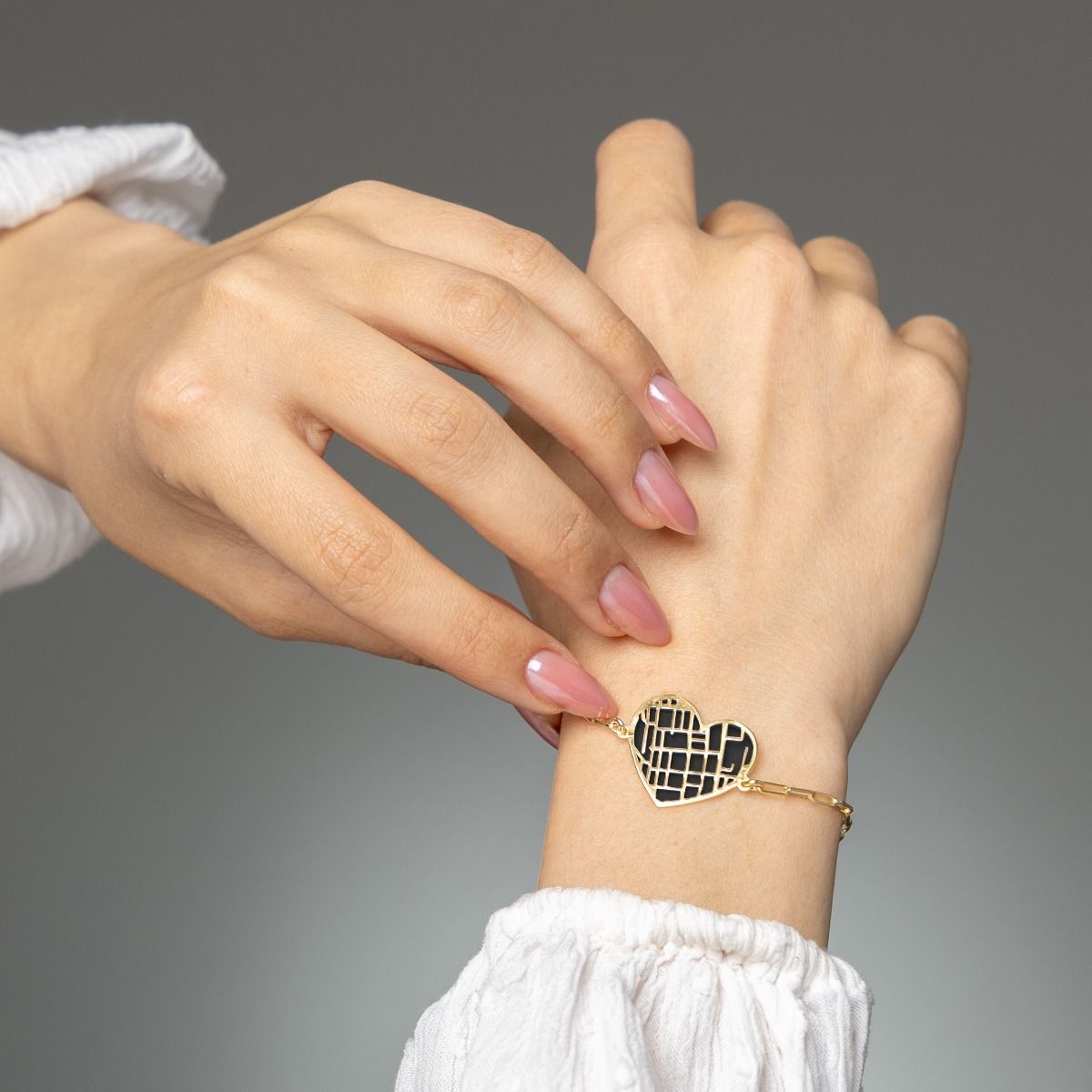 Heart Silhouette Map Bracelet [18K Gold Vermeil]