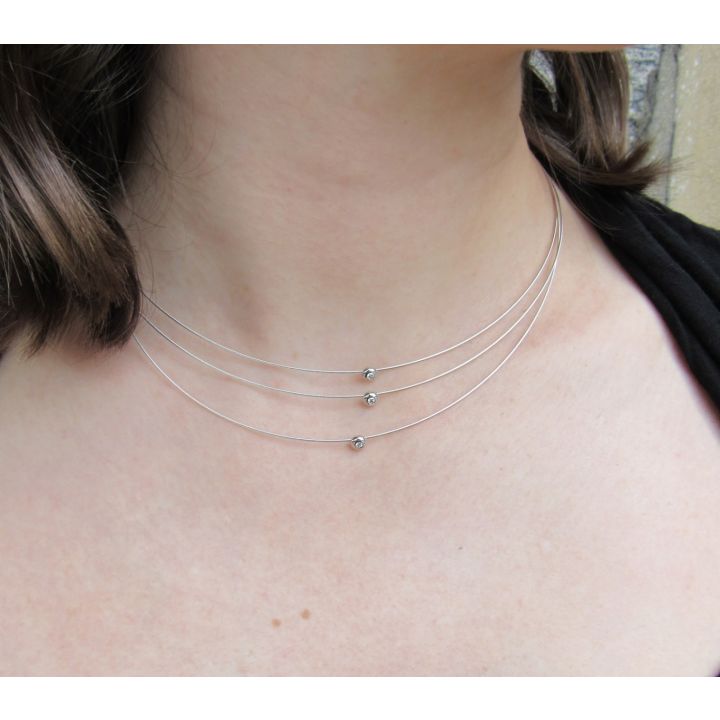 White gold shop wire necklace