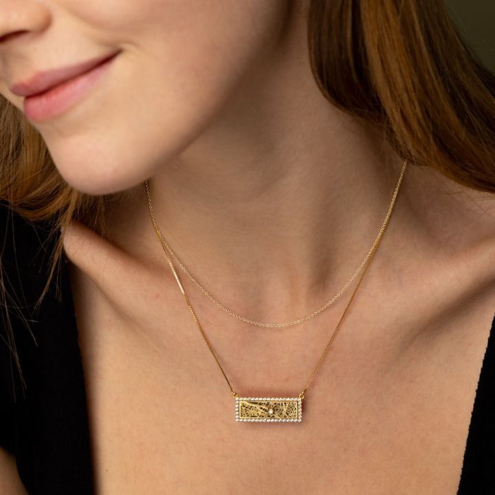 Beloved Spot Silhouette Map Necklace [18K Gold Vermeil]