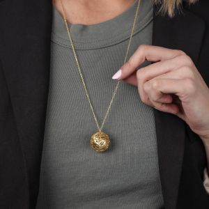 World of Love Necklace [18K Gold]