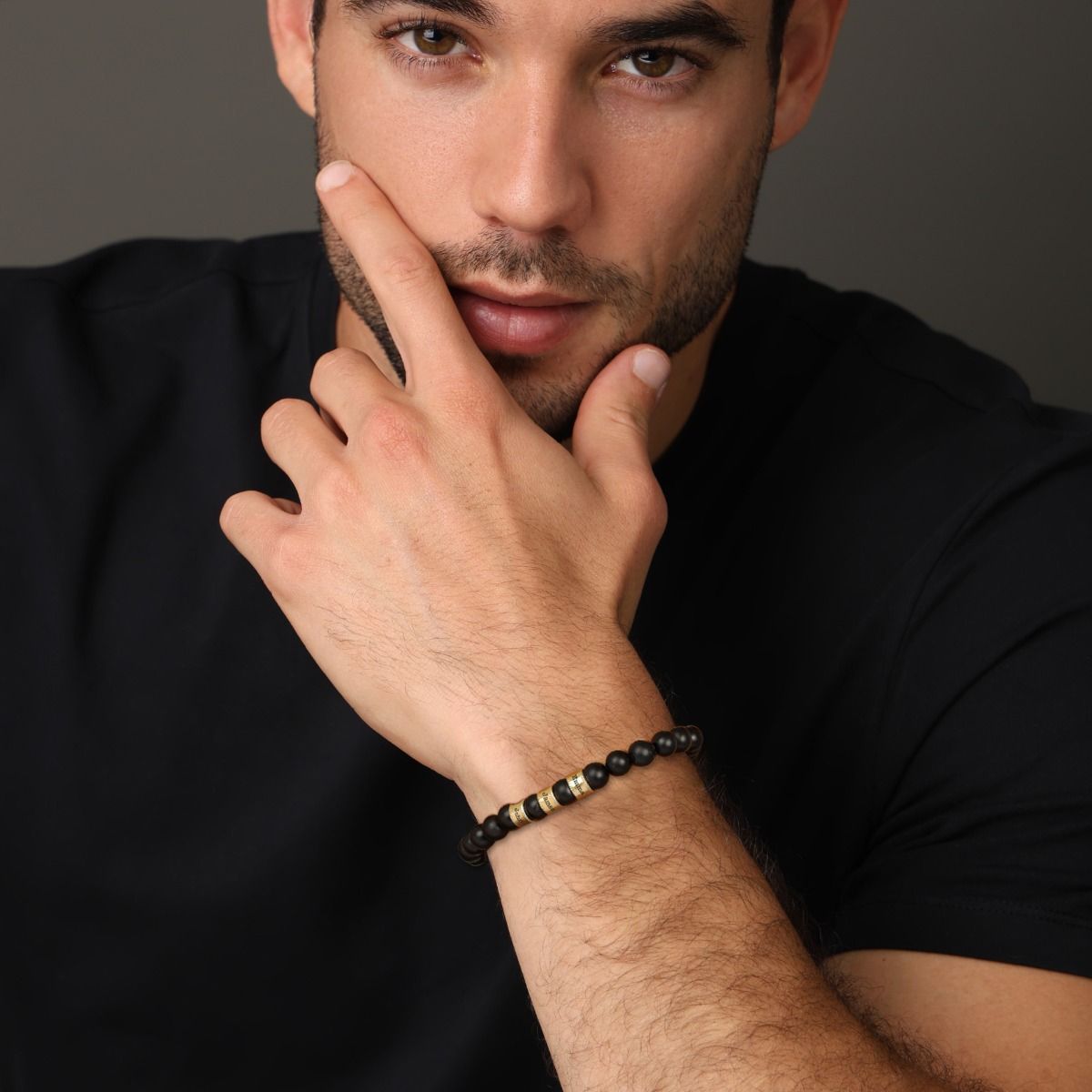 Black Onyx Men Name Bracelet [10 Karat Gold]