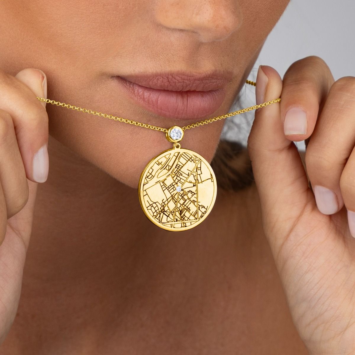 Precious Spot Engraved Map with Diamond [18K Gold Vermeil]