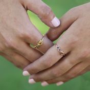 Ties of The Heart Birthstone Ring [10 Karat Gold]