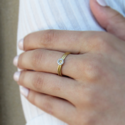 Springy Diamond Ring [18K Gold]