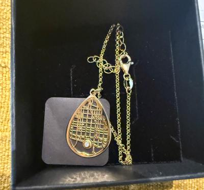 Ties of Heart Map Necklace [14 Karat White Gold]