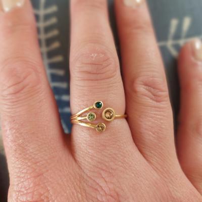 A Mother's Love Ring [10K Gold]