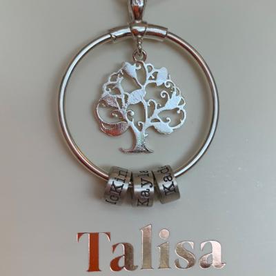Forever Family Name Necklace [18K Gold Vermeil]