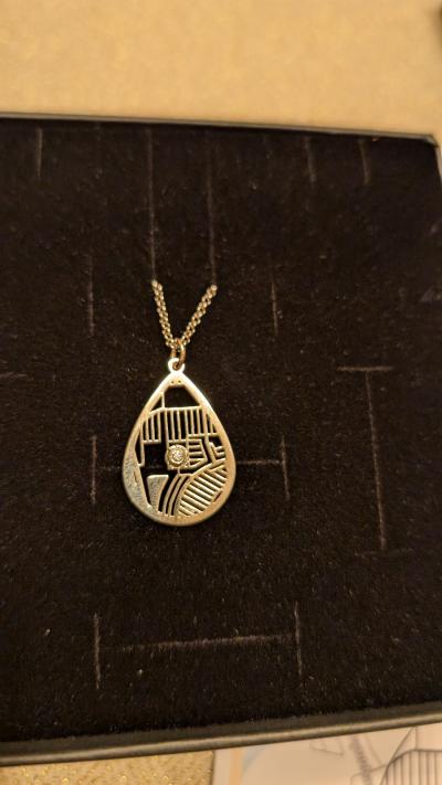 Ties of Heart Map Necklace [18K Gold Vermeil]